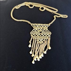 Good Stella & Dot Necklace